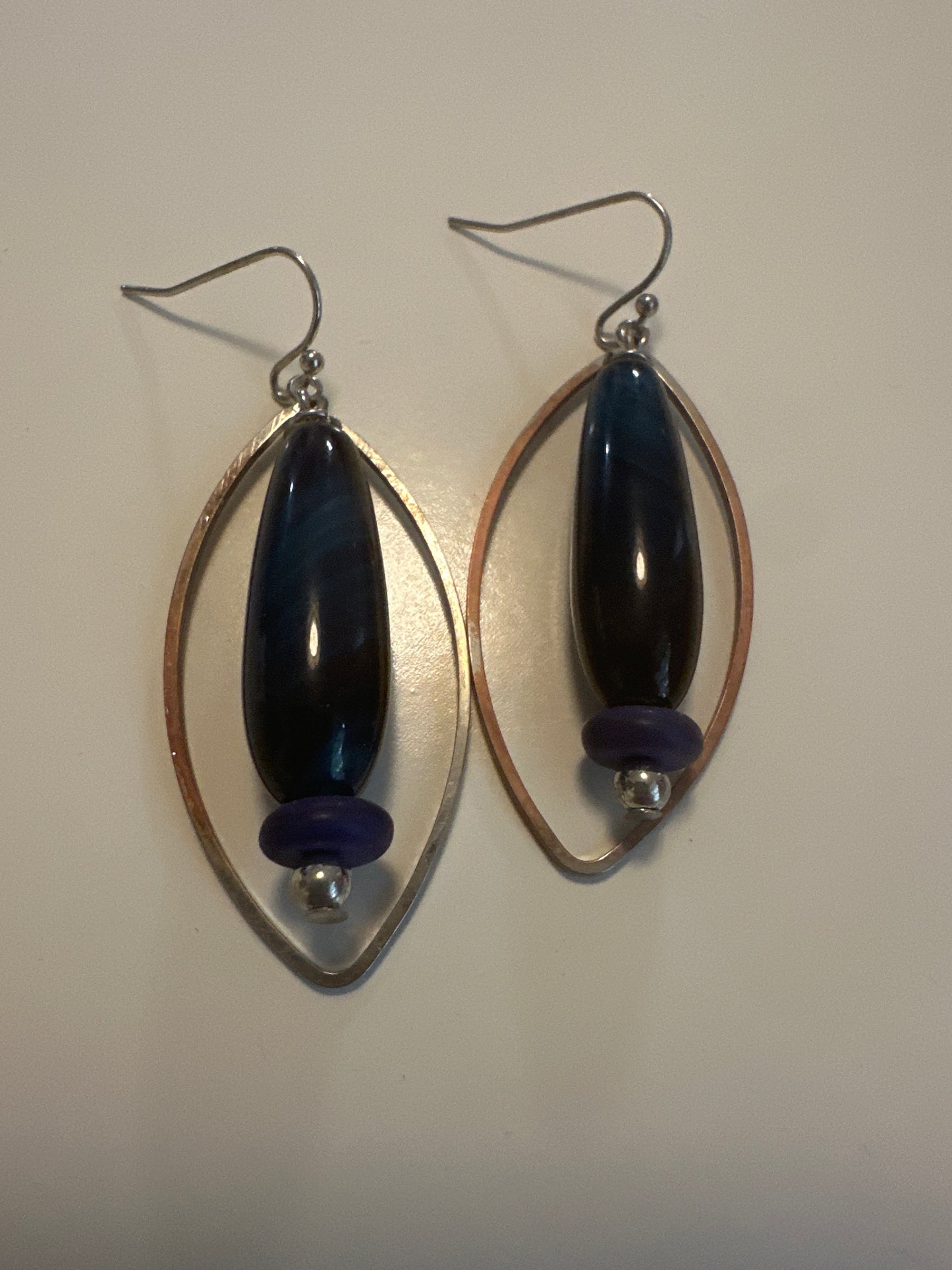 LAF 17 Oblong Silver Earrings with Navy Beads