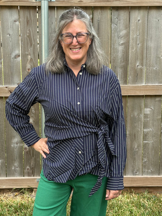 Makenna Tie-Front Pinstripe Blouse – Classic Navy & White