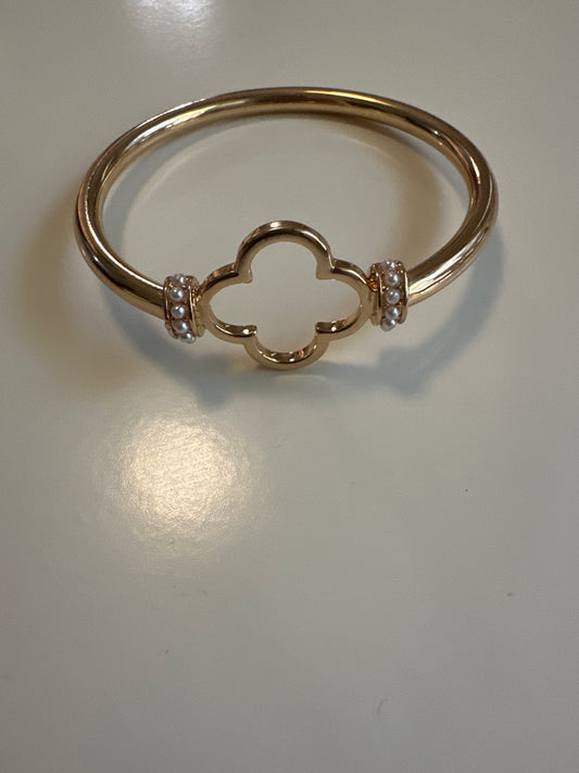 APG 10 Gold and Pearl Bangle Bracelet
