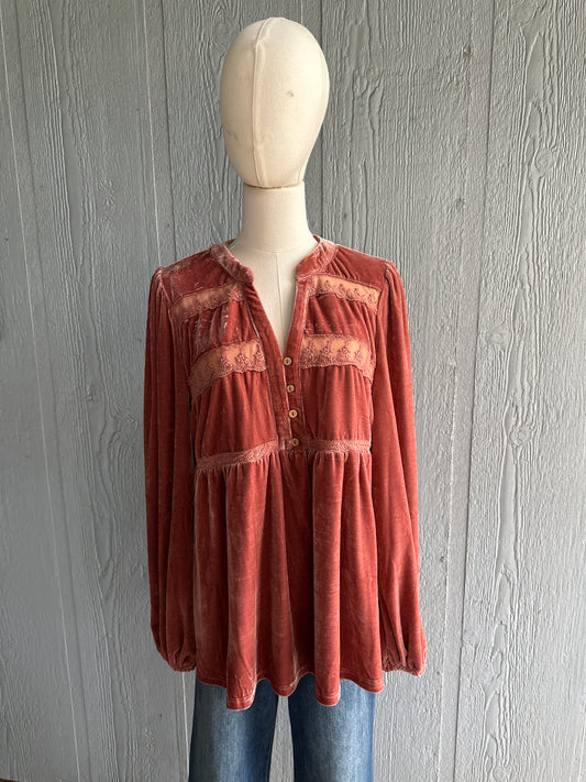 Lady Jane velour top with lace details