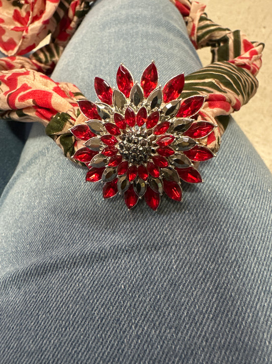 TAT 6 Olive and red scarf necklace