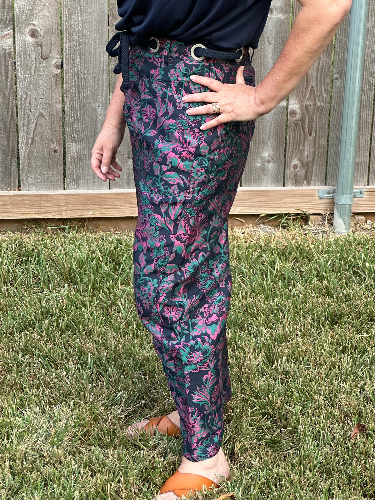 Amie Floral Embroidery Pants
